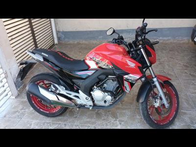 Motos Venta Santiago Del Estero HERMOSA MOTO NEW TWISTER EDICION ESPECIAL