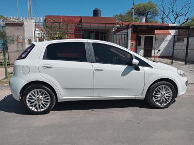 Autos Venta Santiago Del Estero Vendo Fiat punto 1.6 Essence nafta/gas 2013 111075 km