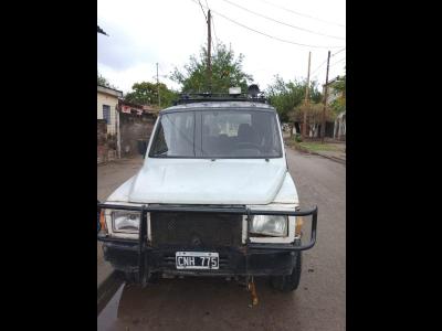 Autos Venta Santiago Del Estero VENDO CAMIONETA TIPO JEEP